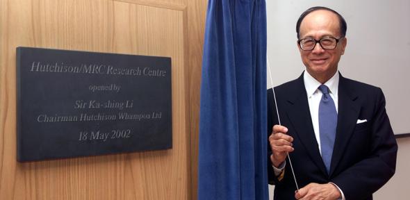Sir Ka-shing Li at the opening of the MRC Cancer Centre in the Hutchinson Building, 18 May 2022 (credit Li Ka Shing Foundation)